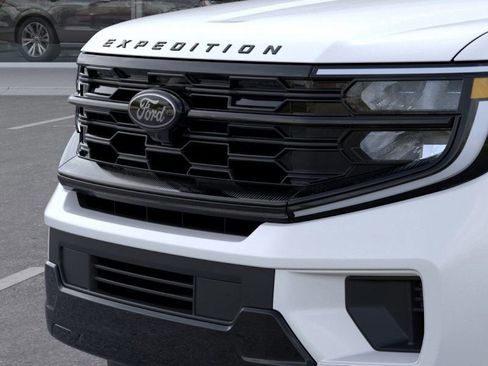 New 2026 Ford Expedition Platinum w/ Stealth Appearance Package image 18
