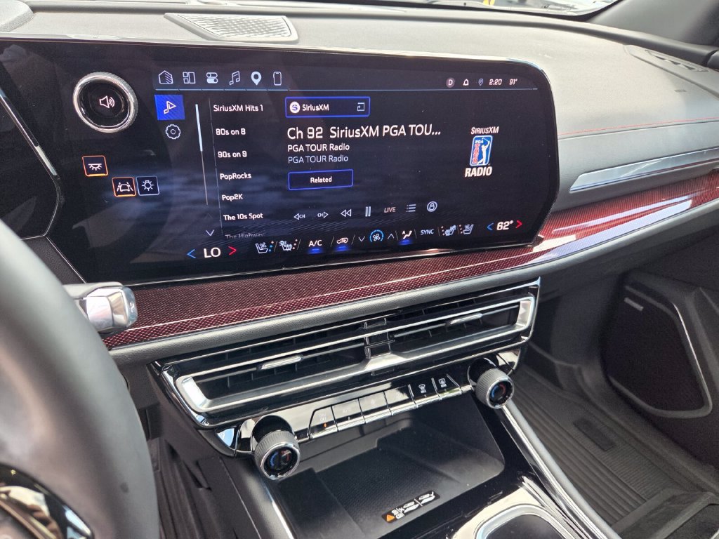 Used 2024 Chevrolet Traverse RS w/ LPO, Floor Liner Package FWD image 26