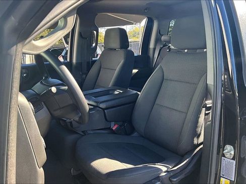 Used 2022 Chevrolet Silverado 2500 Custom w/ Custom Value Package image 20