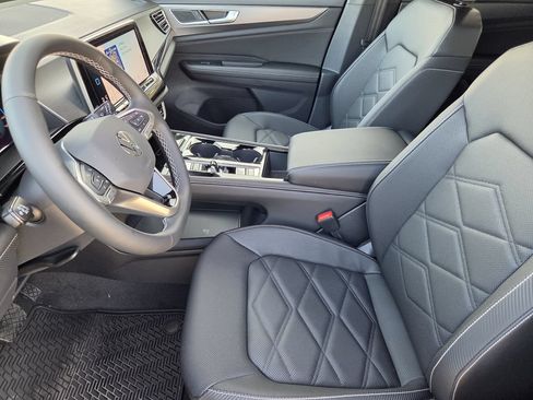 New 2026 Volkswagen Atlas Cross Sport SE FWD image 11