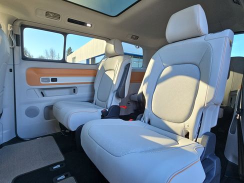 New 2025 Volkswagen ID. Buzz Pro S Plus image 25