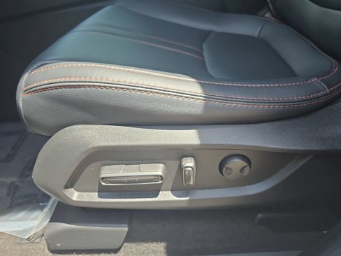 Used 2024 Honda Pilot TrailSport image 30