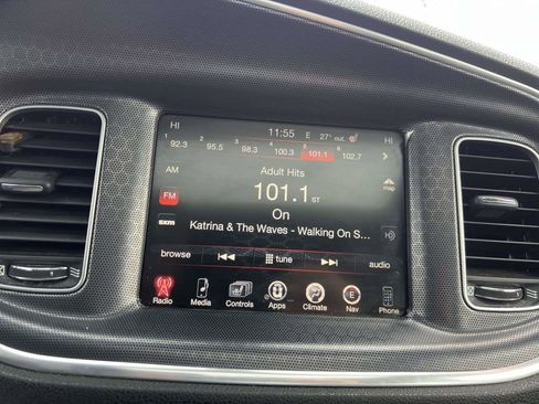 Used 2016 Dodge Charger SXT w/ Navigation & Travel Group image 24