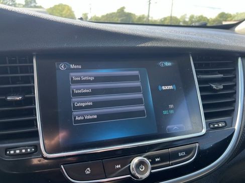 Used 2020 Buick Encore Preferred w/ Safety Package image 21