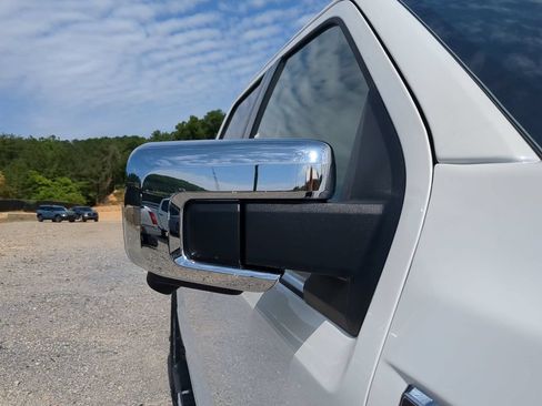 Used 2025 Ford F150 Lariat w/ Equipment Group 501A Mid AWD/4WD image 15