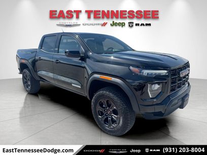 Used 2025 GMC Canyon Elevation