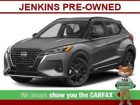 Used 2024 Nissan Kicks SR image 1
