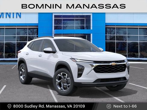 New 2025 Chevrolet Trax LT image 7
