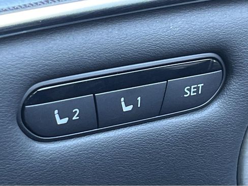 Used 2024 INFINITI QX50 Sport image 39