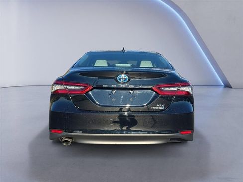 Used 2024 Toyota Camry XLE image 4