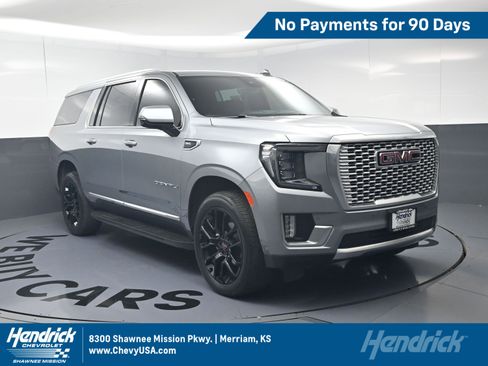 Used 2024 GMC Yukon XL Denali w/ Advanced Technology Package AWD/4WD image 1