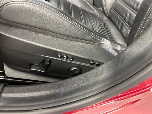 Used 2023 Alfa Romeo Giulia Estrema image 23