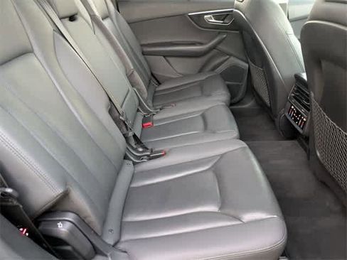 Used 2021 Audi Q7 3.0T Prestige w/ Prestige Package image 22