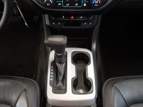 Certified 2015 Chevrolet Colorado LT w/ Luxury Package RWD image 8