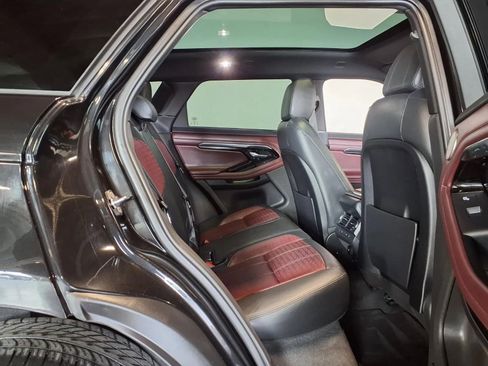 Used 2020 Land Rover Range Rover Evoque R-Dynamic HSE image 10