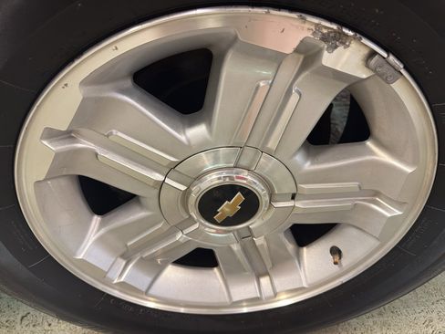 Used 2009 Chevrolet Tahoe LT w/ Convenience Package image 36