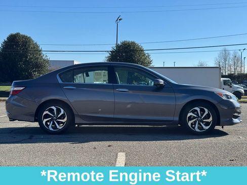 Used 2017 Honda Accord EX-L image 11