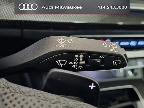 Used 2025 Audi SQ5 Premium Plus AWD/4WD image 36