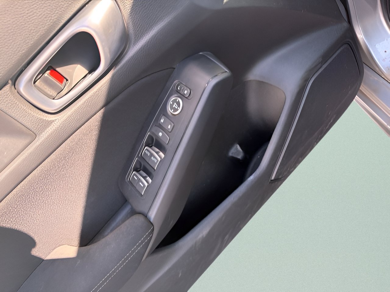 Used 2023 Honda Civic LX image 17