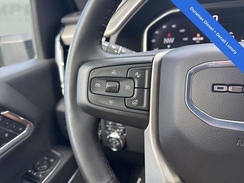 Used 2024 GMC Sierra 3500 Denali AWD/4WD image 19