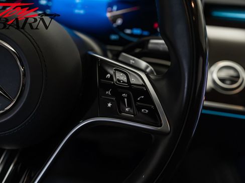 Used 2022 Mercedes-Benz S 500 4MATIC w/ 3D Technology Package image 33