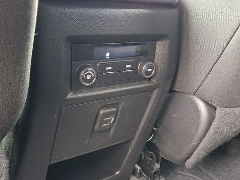 Certified 2023 Chevrolet Traverse LT w/ LPO, Floor Liner Package AWD/4WD image 13