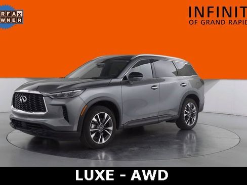 Used 2024 INFINITI QX60 Luxe image 3