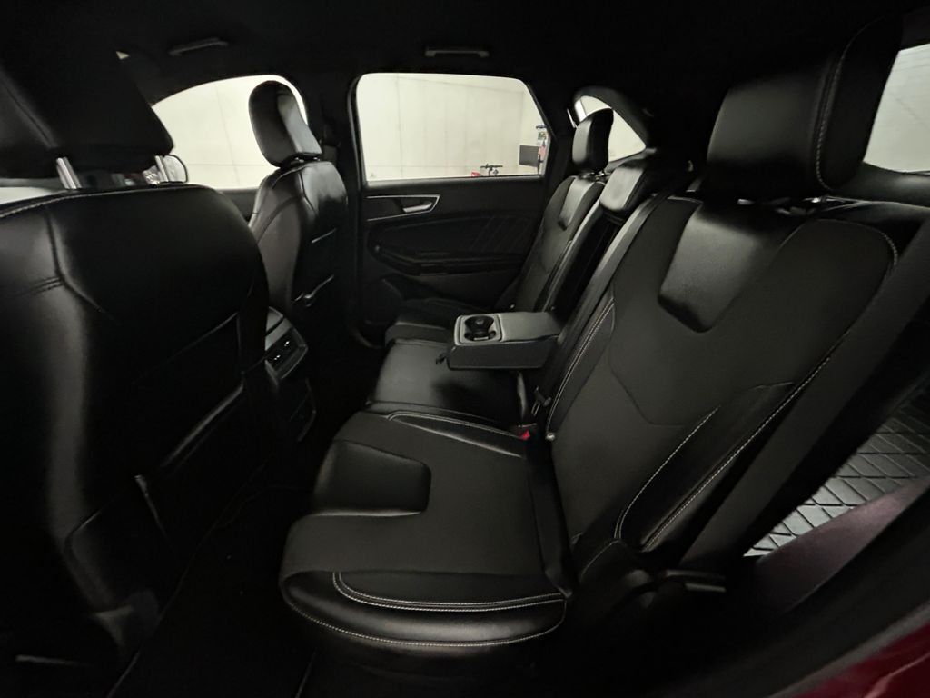 Used 2023 Ford Edge ST AWD/4WD image 19
