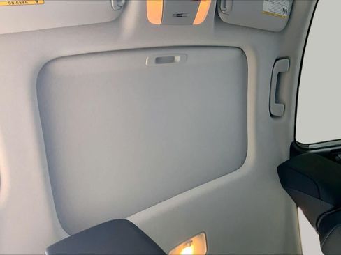 Used 2019 Toyota Prius Limited w/ Premium Convenience Package FWD image 14