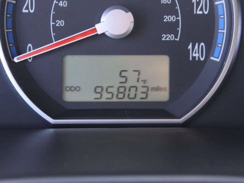 Used 2009 Hyundai Santa Fe SE w/ Premium Pkg 4 AWD/4WD image 10