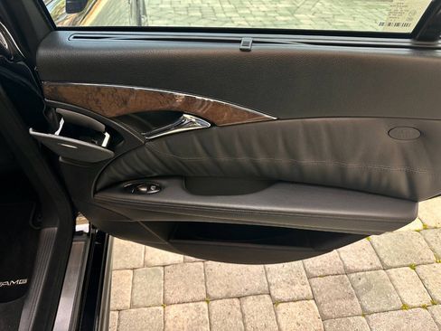 Used 2008 Mercedes-Benz E 63 AMG Sedan image 86