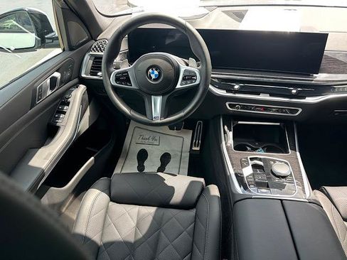 Used 2026 BMW X5 xDrive40i w/ M Sport Package AWD/4WD image 22