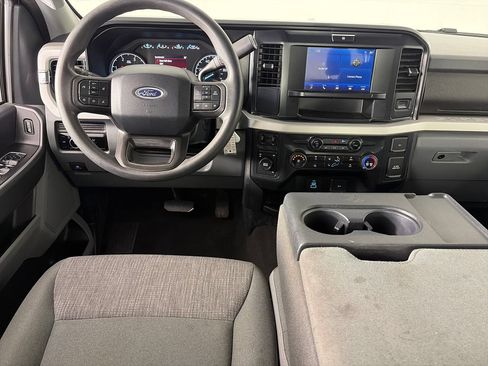 Certified 2025 Ford F250 XLT AWD/4WD image 14