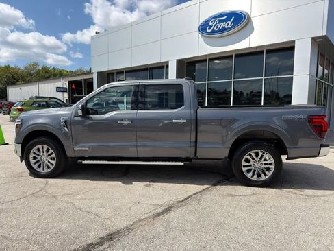Used 2025 Ford F150 Lariat w/ Equipment Group 502A High AWD/4WD image 4