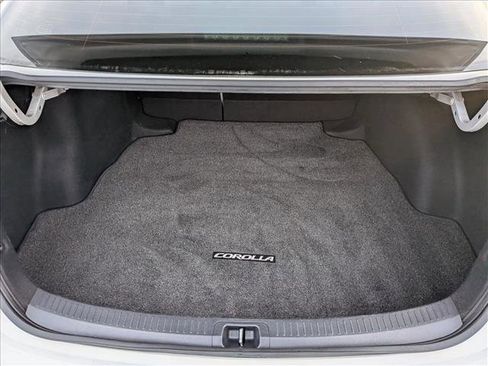 Used 2020 Toyota Corolla LE w/ Carpet Mat Package (TMS) image 6