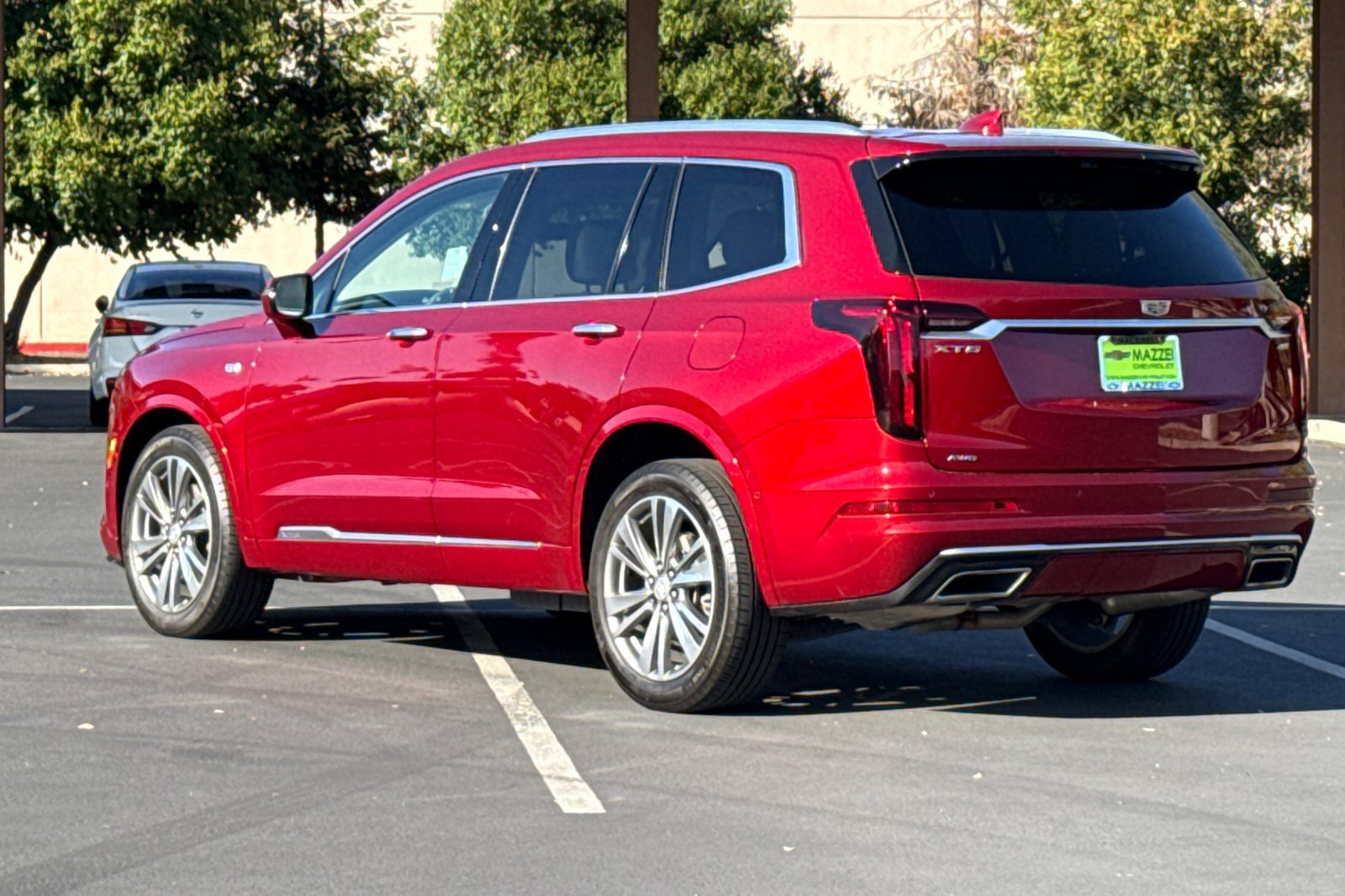 Used 2021 Cadillac XT6 Premium Luxury AWD/4WD image 3