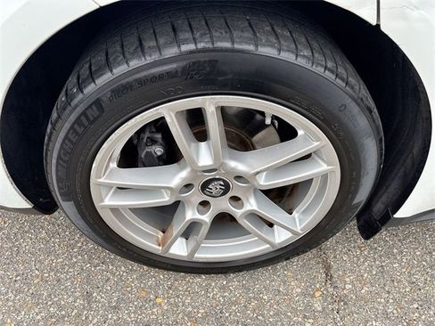 Used 2023 Porsche Panamera image 11