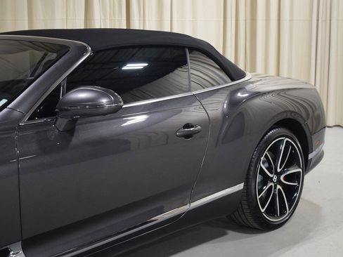 Certified 2022 Bentley Continental GT image 8