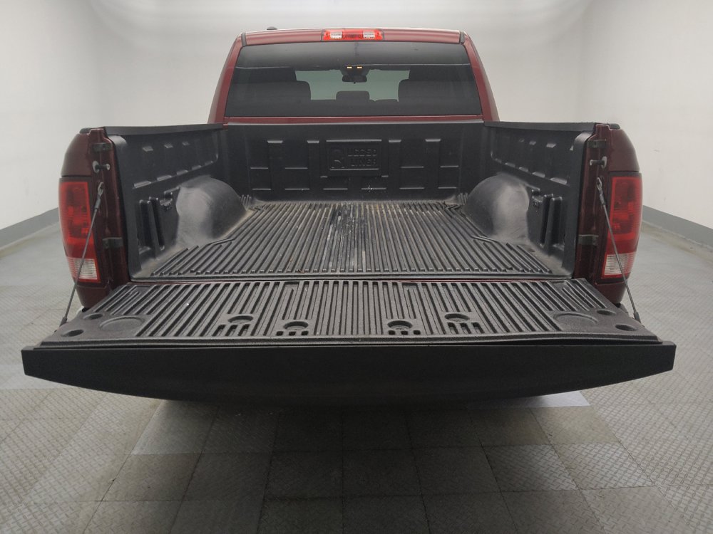 Used 2022 RAM 1500 Classic SLT RWD image 29
