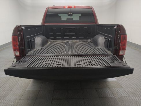 Used 2022 RAM 1500 Classic SLT RWD image 29
