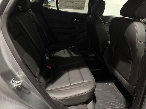 New 2026 Chevrolet Trax RS w/ Sunroof Package image 11