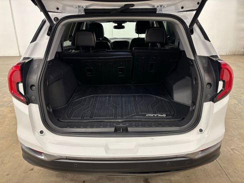 Used 2024 GMC Terrain AT4 w/ LPO, Floor Liner Package AWD/4WD image 23