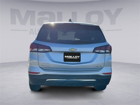 Used 2022 Chevrolet Equinox LT image 4
