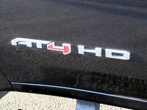 Used 2022 GMC Sierra 2500 AT4 image 10