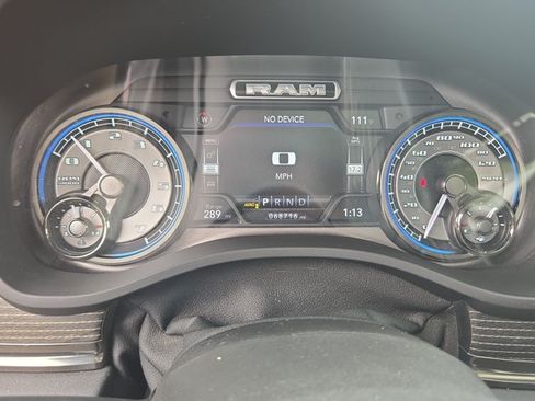 Used 2021 RAM 1500 Limited AWD/4WD image 10