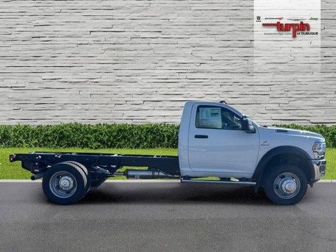 New 2024 RAM 5500 Tradesman image 21