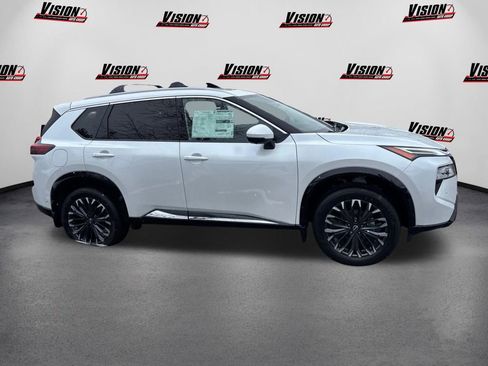 New 2026 Nissan Rogue Platinum w/ Platinum Premium Package image 4