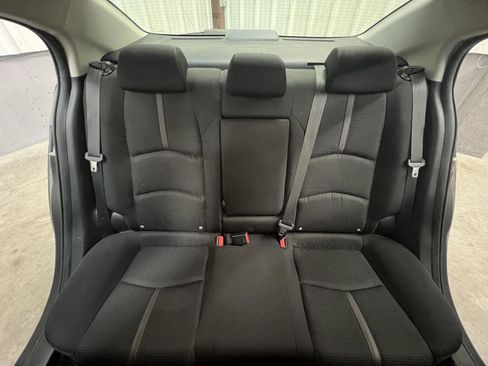 Used 2018 MAZDA MAZDA3 Sport w/ Preferred Equipment Package image 33