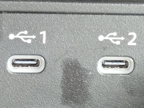 Used 2025 Nissan Kicks SR AWD/4WD image 6
