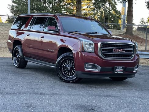Used 2019 GMC Yukon XL SLT w/ Open Road Package AWD/4WD image 2